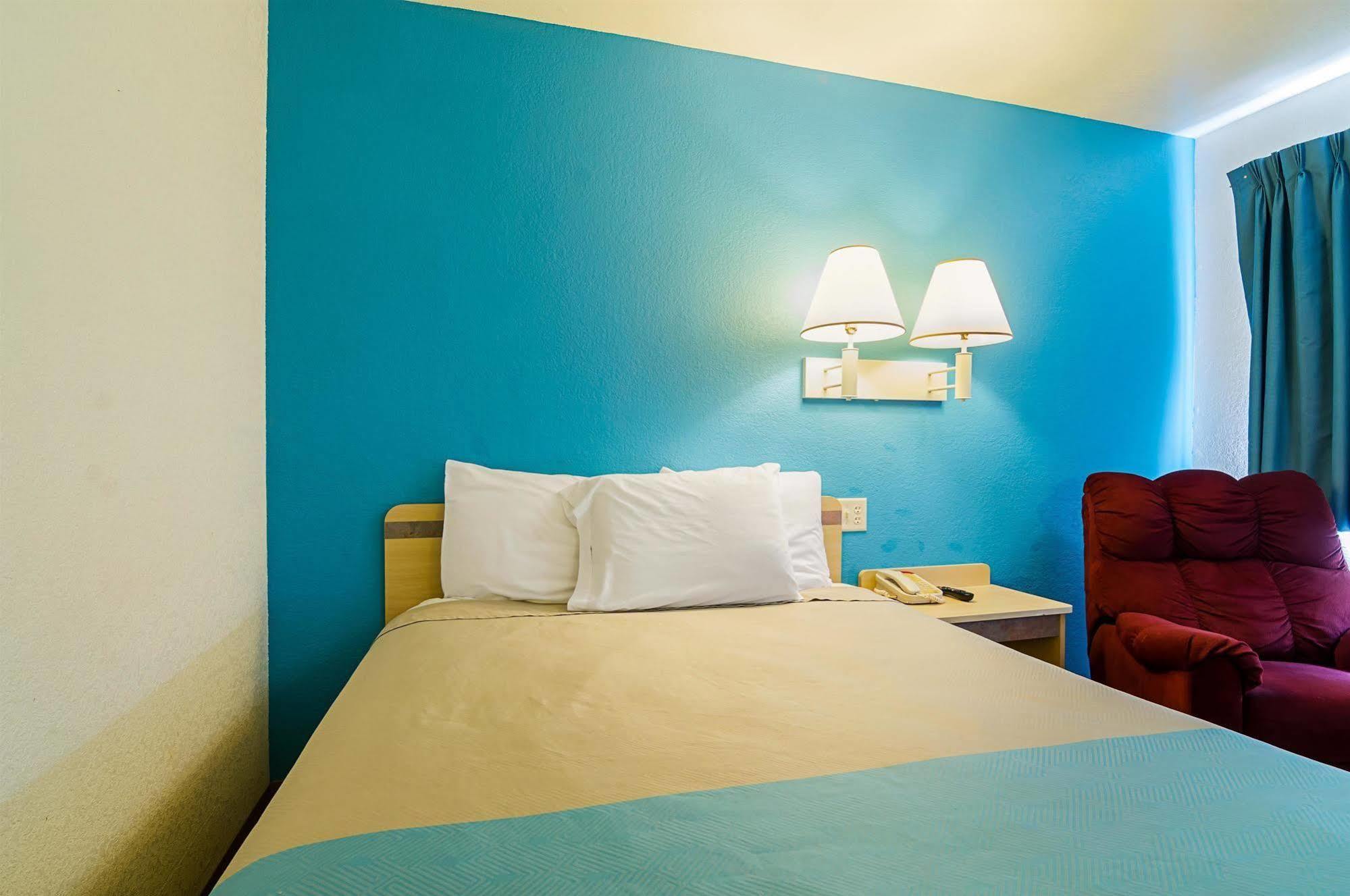 Motel 6-Mitchell, Sd Eksteriør billede
