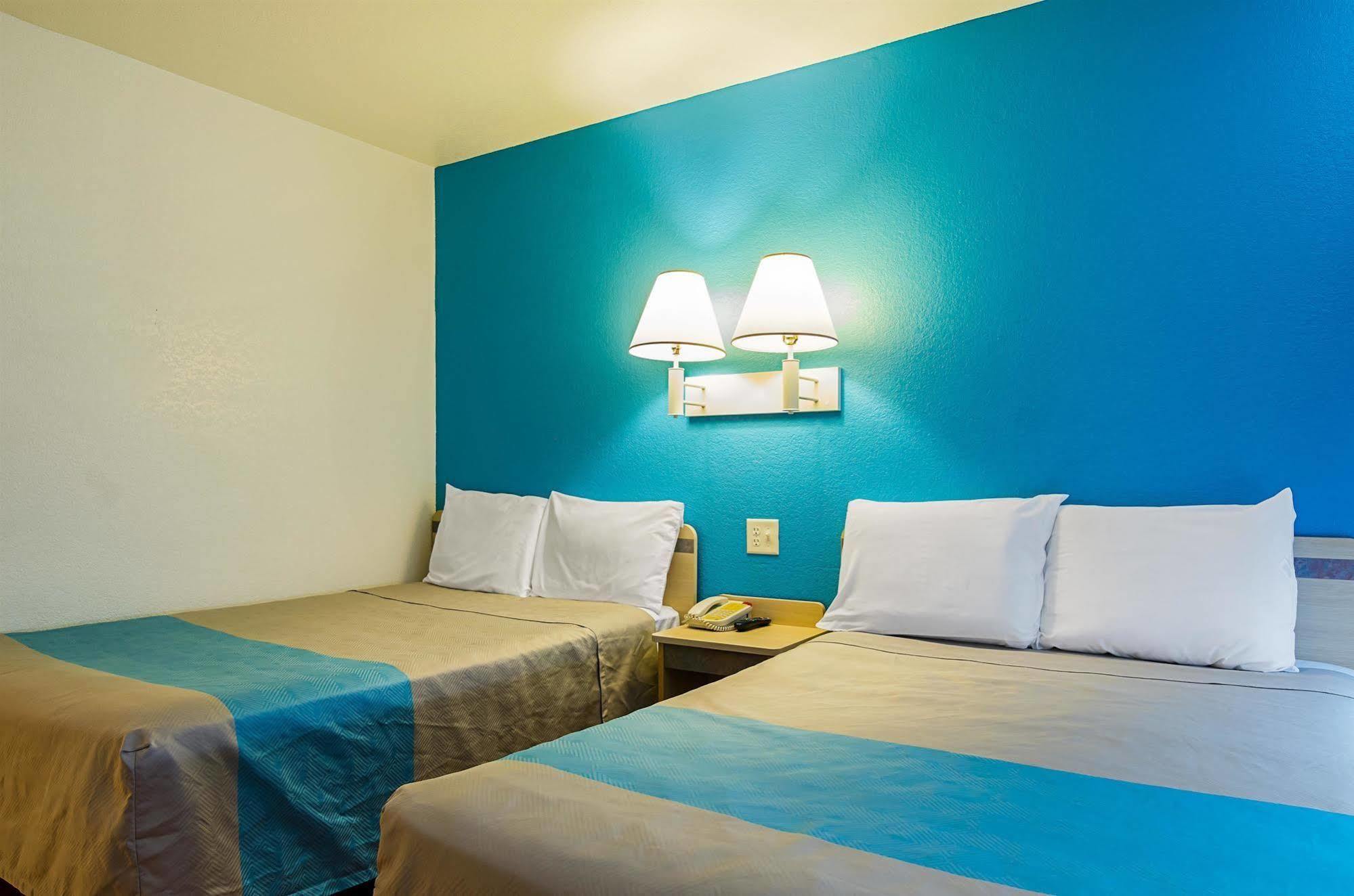 Motel 6-Mitchell, Sd Eksteriør billede