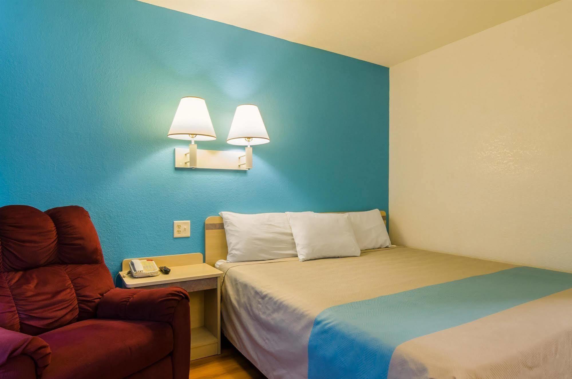 Motel 6-Mitchell, Sd Eksteriør billede