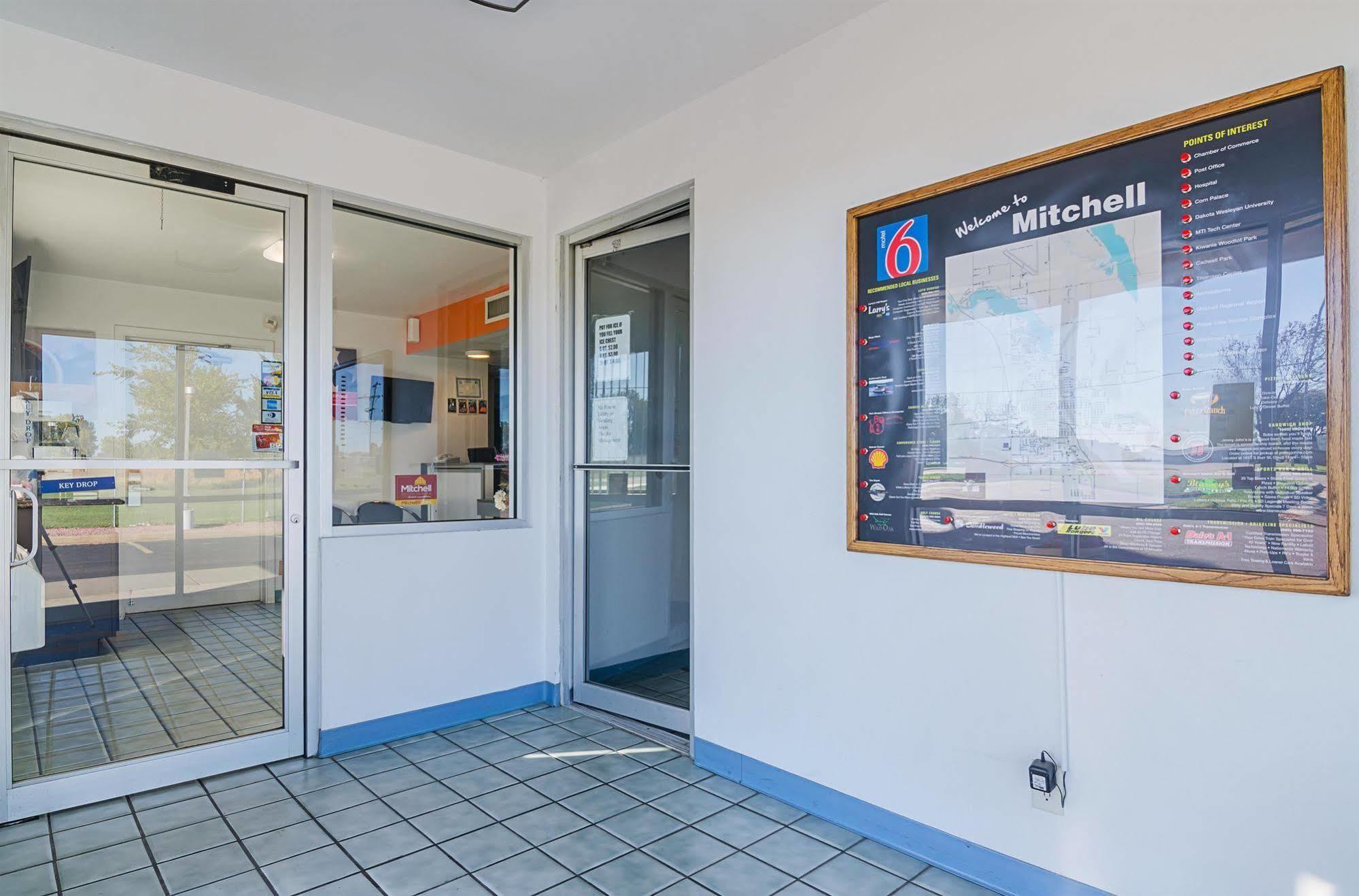 Motel 6-Mitchell, Sd Eksteriør billede