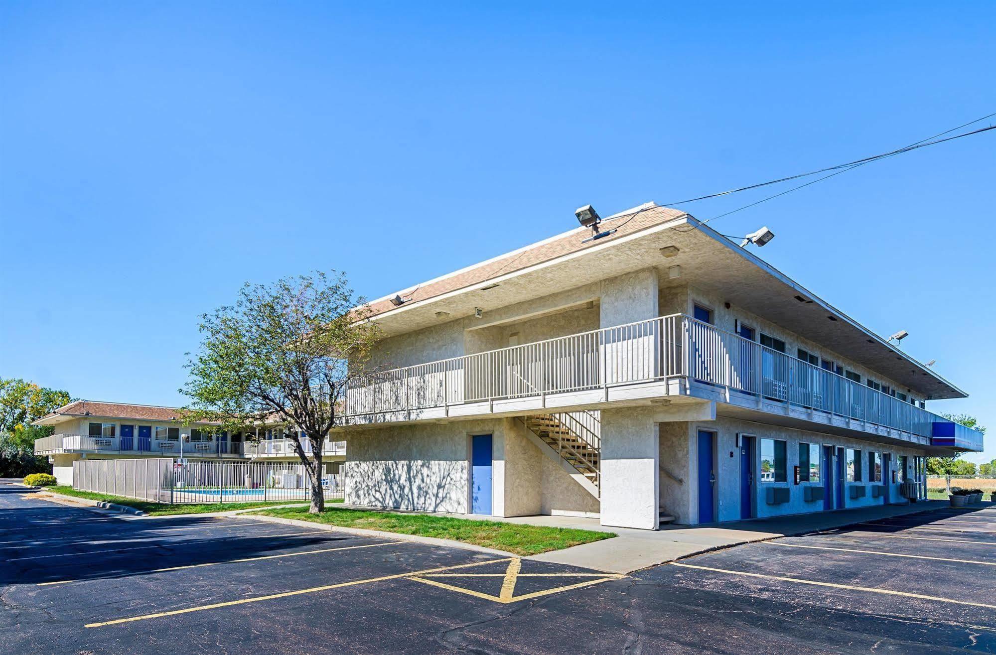Motel 6-Mitchell, Sd Eksteriør billede